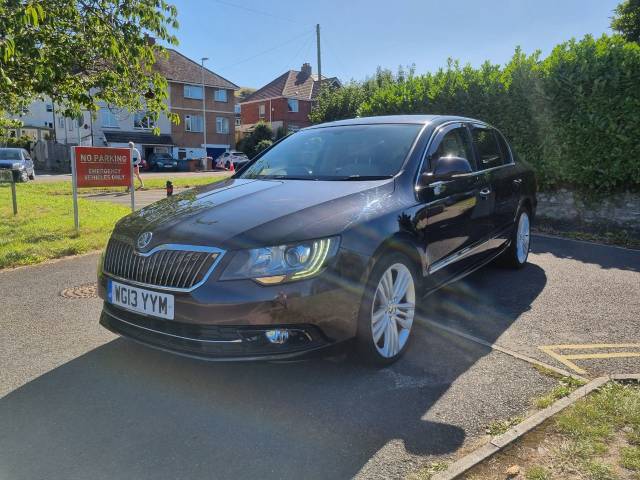 2013 Skoda Superb 2.0 TDI CR 140 Elegance 5dr